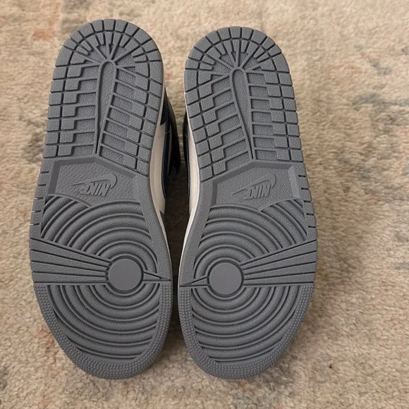 Jordan 1 Mid - Diffused Blue Women’s - Picture 6 of 6